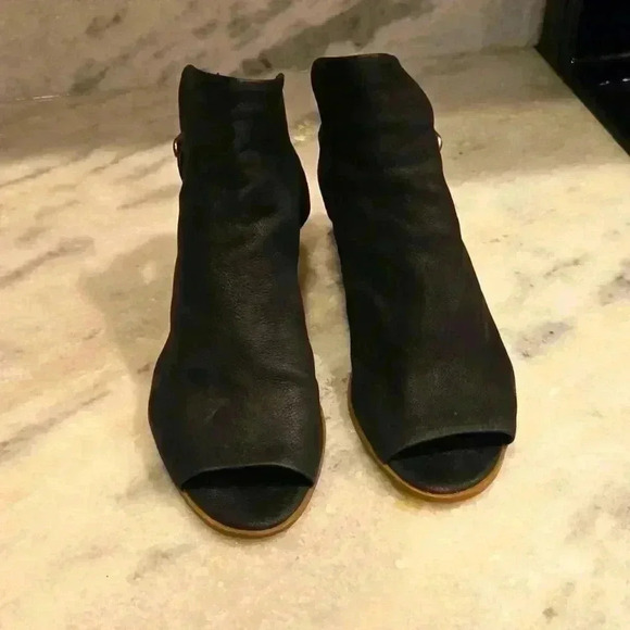 Lucky Brand Womens 9 Jubai Bootie Sandal Black Leather Open Toe - Picture 2 of 9